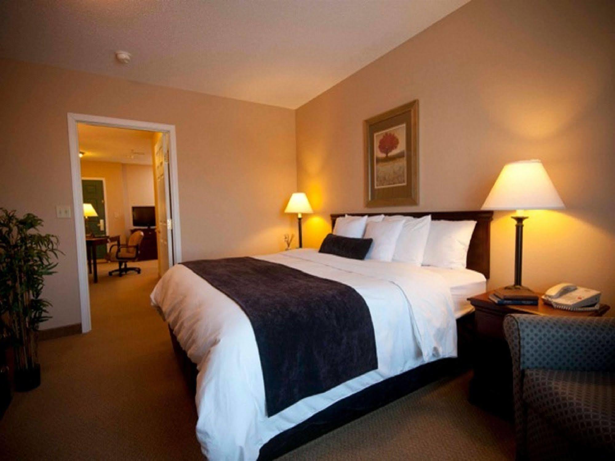 Town & Country Inn And Suites Quincy Eksteriør billede